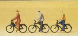 SP74011 Cyclists